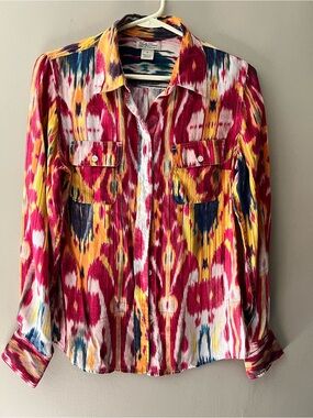 Lucky Brand 💯 silk ikat/tribal print long sleeve button down shirt with collar.